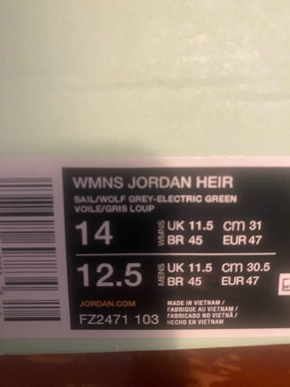 Air Jordan Low-Top Sneakers in White with Neon Green Accents Jordan Heir
